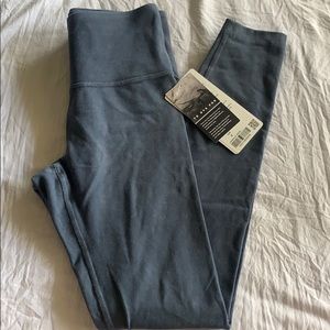 Lululemon Morning Light HR Tight 28”